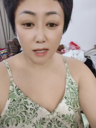 @孟柯琪 @港城小静 @呈泠百货 @玄虎 @王老虎 @港城小乱神 @享受阳光程海🐯 贼好用,味道也好闻,放心购买