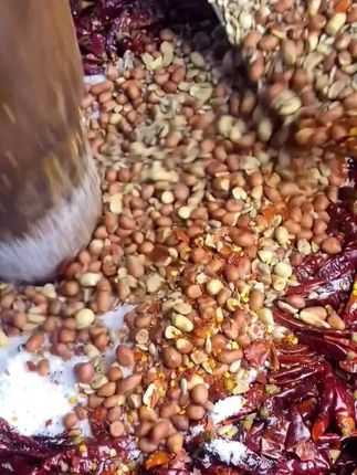 贵州五香麻辣辣椒面,吃烙锅吃烧烤水煮菜做蘸料都巴适得很哟,蘸啥都好吃,有想吃的老乡没得。#贵州麻辣辣椒面#万能蘸料#贵州烙锅#无辣不欢 #灵魂蘸料,
