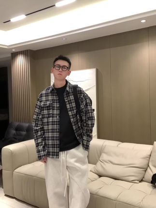 这个卫裤真的是秋冬季的神 #男生穿搭 #我的ootd穿搭 #男生搭配 #型男穿搭 #ootd