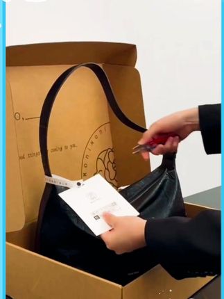 #KoniKoni男包 #轻奢包包 #男包 #男包推荐 #斜挎包男