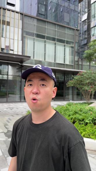 豆包居然开始收费了,比起用AI提效,我更愿意用AI帮我赚钱#豆包 #AI #外贸 #QuorraAI