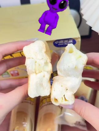 #网红零食推荐 新鲜日期【小鹿蓝蓝_DHA高钙水牛乳面包棒260g】