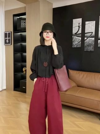 秋季时尚休闲套装 #秋冬新款 @DOU+上热门 #时尚女装 #秋冬穿搭 #精致优雅 今年流行休闲套装秋季新款设计感遮肚长袖衬衫显瘦百搭直筒九分裤kjodu@DOU+小助手 bjfhvj