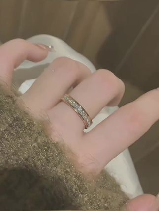 爆闪的满天星戒指!真的好爱呀#戒指 #戒指控 #时尚饰品 #戴出