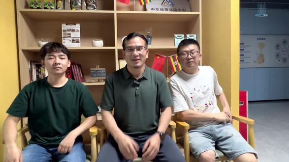 Token进化俱乐部,召集关注AI发展实况,了解AI如何赋能企业降本增效的企业和老板朋友们,如果您恰好是,欢迎加入! #AI #智能体 #AI应用 #商业思维 #老板