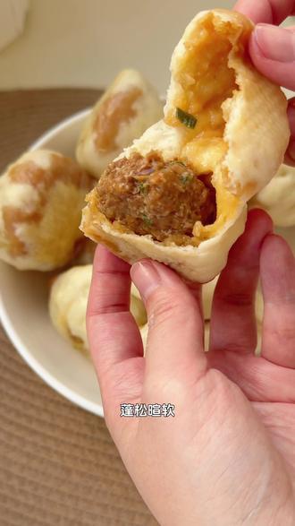 我将永远拥护透油酱肉包的包界地位‼️ #酱肉包 #透油包子 #发面包子 #美食 #抖音美食创作人