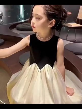 女童夏季洋气连衣裙2025新款韩版儿童夏装公主裙小女孩时尚背心裙#长了双排牙怎么处理 #怎么变成丹凤眼 #水光注射 #双眼皮不一样大怎么办