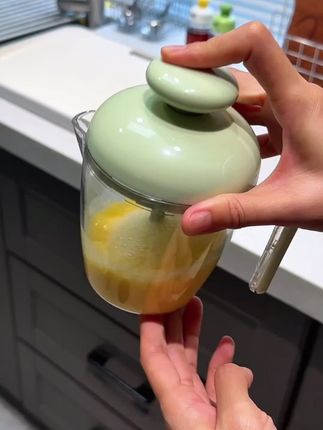 多功能按压搅蛋杯家用搅拌器新款打泡发鸡蛋奶油烘培大容量打蛋器