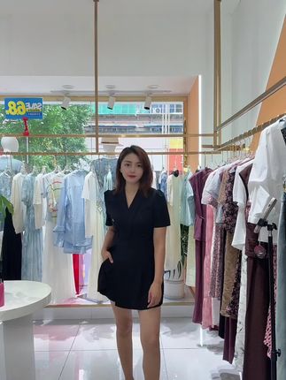 #新衣服可以治愈各种不开心 #每日搭配分享👗时尚穿搭 #今日穿搭分享