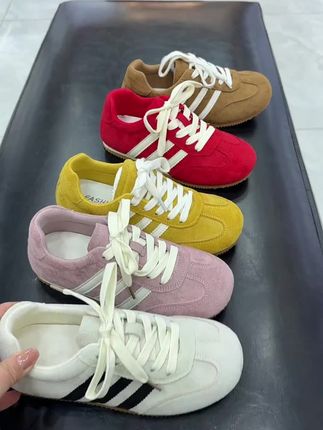 元气满满的黄色德训阿甘鞋!好看好穿又很好搭配#阿甘鞋#鞋子#爆款鞋子#阿甘鞋的搭配#德训鞋