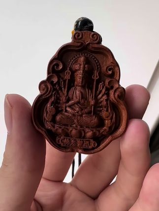 纯木制作十二生肖本命守护吊坠#纯手工雕刻 #桃木挂件 #桃木吊坠