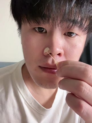 鼻孔大的,蒜头鼻的,千万不要错过这款鼻翼贴!!!#好物分亨 #强烈推荐 #鼻翼贴 #鼻翼缩小 #鼻翼肥大