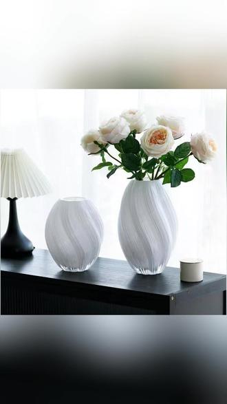 麦芽花瓶 甜酷麦芽瓶,点亮你的家! #北欧风家居 #高颜值花瓶 #餐桌装饰灵感 #仿真花搭配 #家居软装好物