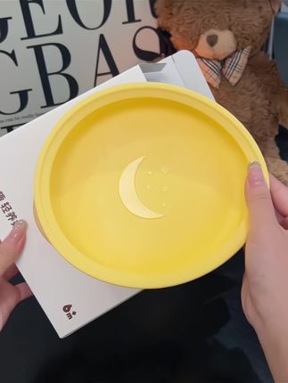 终于找到了一整圈挡边的大吸盘#餐盘 !一步到位性价比还贼高!妈妈们辅食盘就冲这一个够了啊!!#自主进食 #辅食餐具