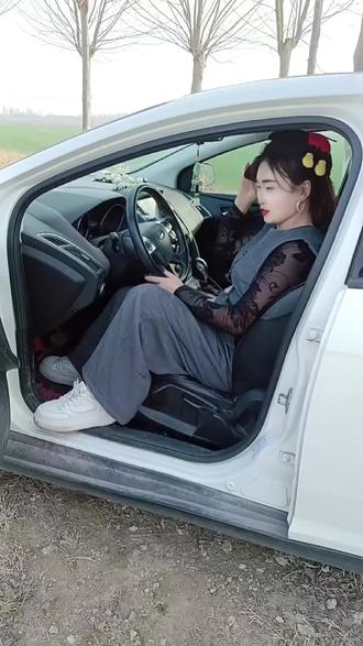 这个玉芬不太配合😂#母子搞笑日常 #玉芬啊玉芬你让彪哥好伤心