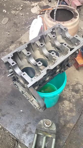 大柴4DD1还是比较好修的#专业的事交给专业的人 #发动机 #上热门