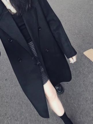 女人最好的状态就是不属于任何人,也不拥有任何人。减少期待不再依赖好好生活,把自己留给给自己把别人还给别人...#穿搭#大衣 #保暖又好看 #显瘦穿搭#高级感穿搭
