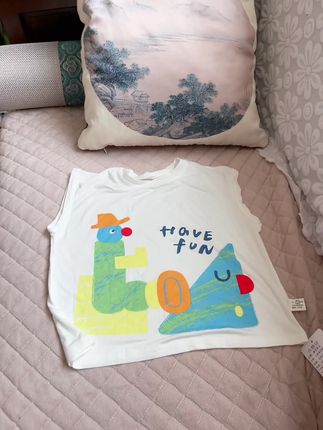 夏天这种凉爽的无袖背心,真的是必备啊,上身就像裹了层凉皮一样超舒适#母婴好物 #面料亲肤柔软舒适 #好物推荐🔥 #宝妈推荐 #夏季新款