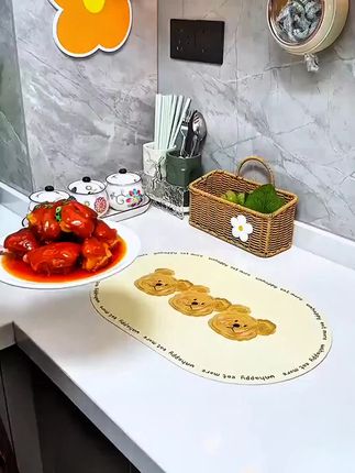 #dou上热门保鲜膜收纳盒设计升级,吸盘安装简便,保持保鲜膜套整洁卫生,单次抽取操作便捷!#厨房必备 #吸盘式保鲜膜盒 #轻松取用。