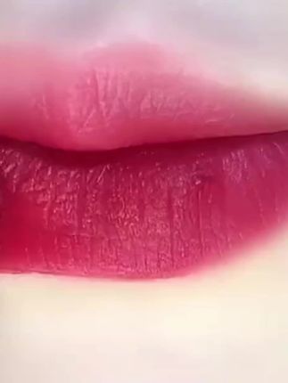 吹爆这款唇釉了,价格都这么低了,姐妹们赶紧薅啦!#唇唇欲动  #唇妆  #无滤镜试色#唇釉