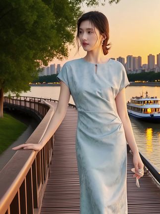 幼态不了 那就大大方方的漂亮~ #高级感穿搭  #国风古韵  #显瘦遮肉  #夏日穿搭小心机  #夏日国风新中式穿搭