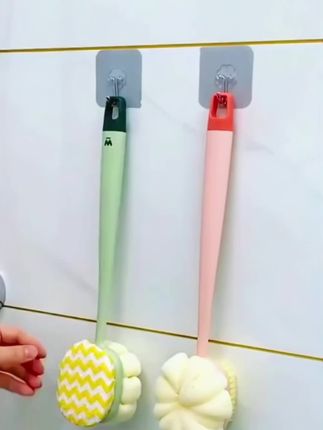 有了这个#长柄双面洗澡刷 ,搓背不求人了,起泡快,洗的干净,方便好用~~~#沐浴刷 #二合一沐浴刷 #浴室好物 #居家好物