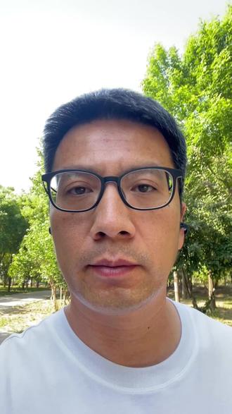 央视对国际足联天价转播权说不 央视对国际
足联天价转
播权说不
#央视#国际足联#世界杯#足球#生活知识