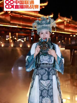 #变身 #主播 罢工了说全都是她一定要让我出来变个身给#直播 加加热