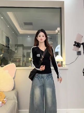 重磅精梳棉美式潮流时尚印花长袖t恤女春秋薄款修身显瘦#美式潮流穿搭 #长袖t恤 #修身显瘦