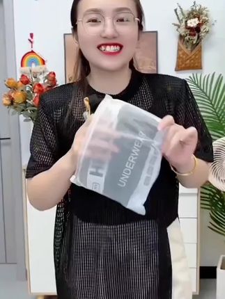 11.99发4条的男士内裤,面料柔软舒适,做工精细,加宽腰头,并且弹力很大!上身太舒服了!#男士短裤  #男士内裤  #内裤