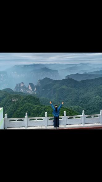 #山的那边是什么 山的那边是什么,不必告诉我,我自己去看!