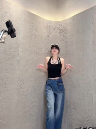 蓝色设计感阔腿牛仔裤女夏季新款大码梨形身材显瘦不规则直筒裤子#显瘦牛仔裤 #酷女孩穿搭 #休闲穿搭 #百搭裤子 #气质范