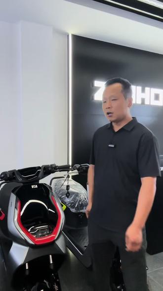 #zheeho极核 #国潮电动车实力派 极核AE3pro 切换自定义壁纸教程