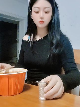 打死不吃回头草。爱与不爱皆自由。