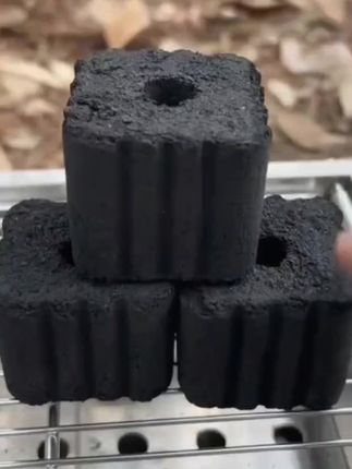 烧烤速燃果木炭无明火油烟速燃炭室内专用烧烤碳无烟碳烤炭烤精品#烧烤炭 #速燃碳 #无烟烧烤碳