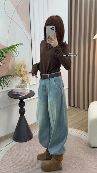 新买的靴子解锁了我弯刀裤新穿法,太好看了吧#靴子穿搭 #酷酷风格女装 #跨年倒计时 #跨年穿搭攻略 #加绒加厚弯刀裤