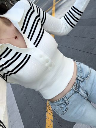 #原相机拍摄 #早秋穿搭 #秋季上新 #上衣穿搭 #上衣推荐