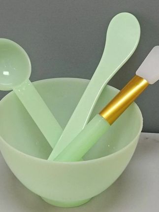 【面膜碗+刷子+搅拌棒+勺子】 调面膜套装水疗美容院工具#好物推荐#种草 #面膜碗 #在家敷面膜 #美容