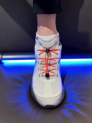 夏季必备神器柔云三代少量现货,今天有礼赠!#斐乐 #夏季穿搭 #高品质鞋子 #透气舒适 #舒适透气又凉快