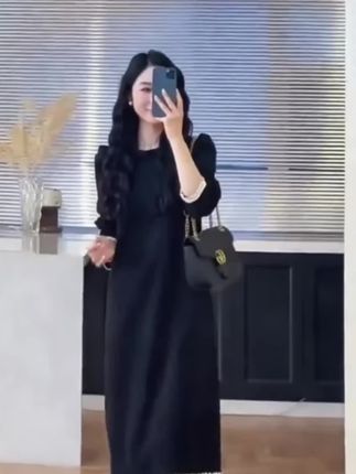 #气质仙女裙穿搭 #温柔风穿搭 #新款连衣裙 #温柔穿搭 #穿出自己的风格 视频同款巨量千川