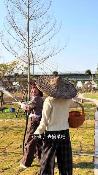 #我家的菜园子#溪野拾光#汕头露营#打卡地
很多事情并不是看到希望才去做 而且去做了 才看到了希望~