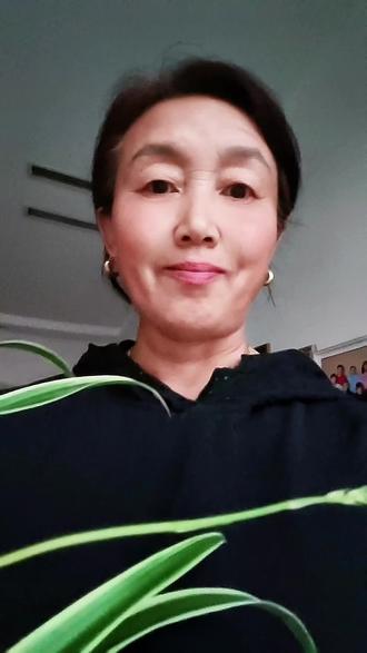 今天下午我这发生了两起火灾事故,都是因为这个杨树毛,提醒一下大家。#热门话题热点榜 #抖音正能量#紧急扩散