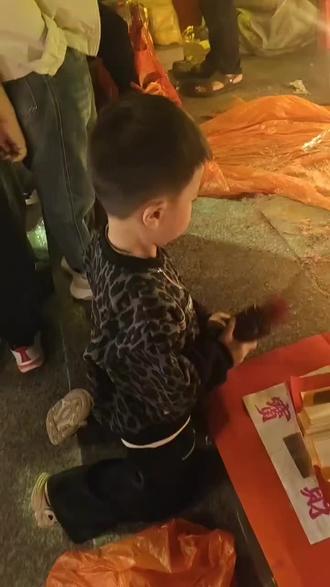 #拜玄武大帝 新的一年,一年一度求佛祖签
☞所求皆所愿所愿皆所得☜