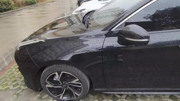 年轻人远03准没错#领克03家族 #谁能不爱大尾翼 #我的驾控日记 #第三代领克03大尾翼版 @领克