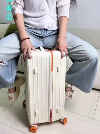 #时尚款行李箱 #旅行箱 #行李箱 #旅行拉杆箱 #拉杆箱