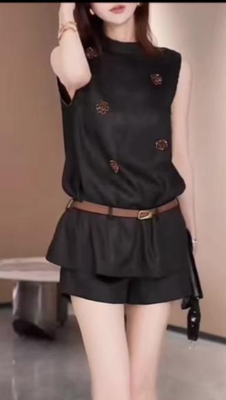 一整套穿搭复古蓝无袖背心上衣女2026夏季气质高级感显瘦时尚短裤#好物推荐#大数据推荐给有需要的人 #爆款热卖中#抖音小助手#夏季新款
