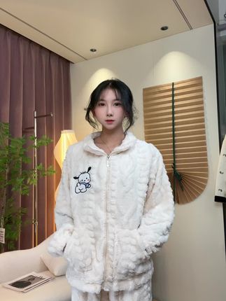 #珊瑚绒睡衣 #睡衣