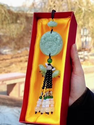 #汽车挂件 双面车载好物汽车挂件车内后视镜饰品吊坠挂件平安车上装饰品挂饰#吊坠挂件 #吊坠 #美玉 #挂饰挂件