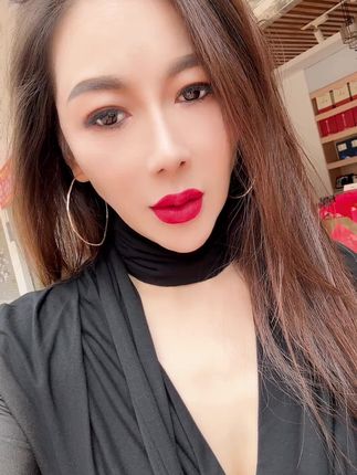 #努力工作的女人很美 #美女老板的日常