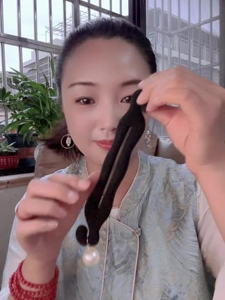 好看简单丸子头这样盘,你学会了吗?#丸子头盘发#丸子头教程#气质丸子头教程 #丸子头盘发器推荐 #丸子头神器